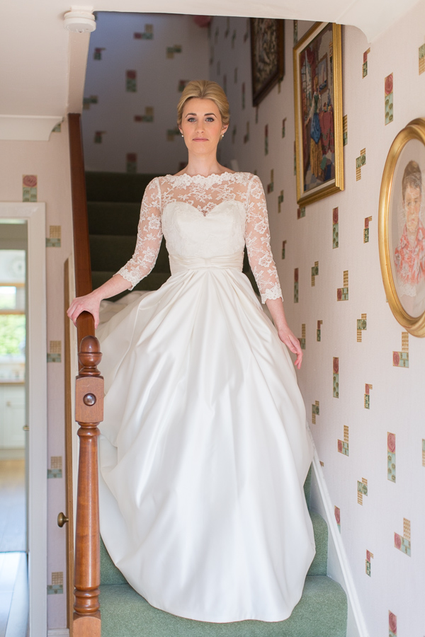 glasgow wedding photographers preparations at homein glasgow scotland