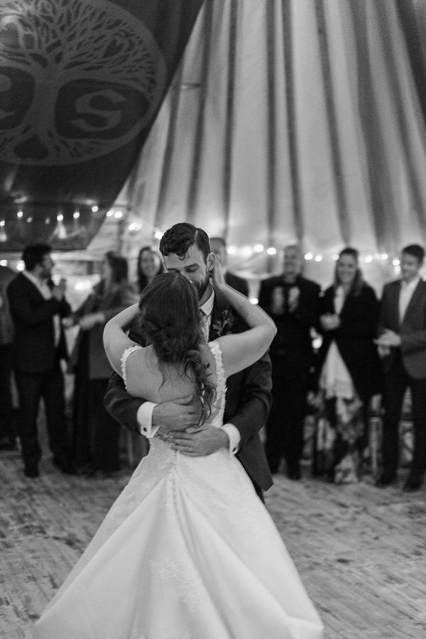 wedding photographer glasgow bride and groom dancing