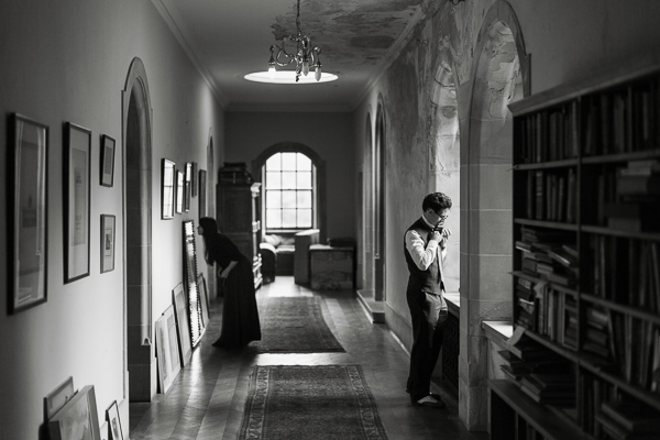 bridal party getting ready in a hall at arkinglas estate