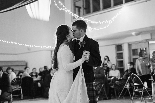 newly married kissing during their first dnace scottish wedding photos
