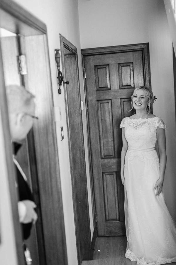 bride and her father