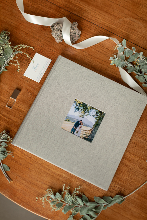 wedding albums from Glasgow Scotland boturich castle