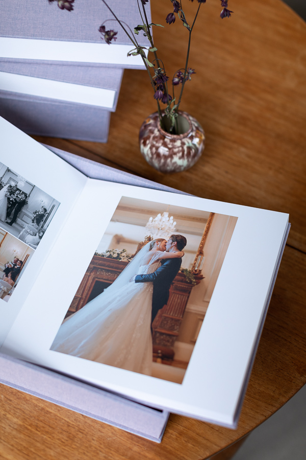 Wedding Photographers Edinburgh Albums 36
