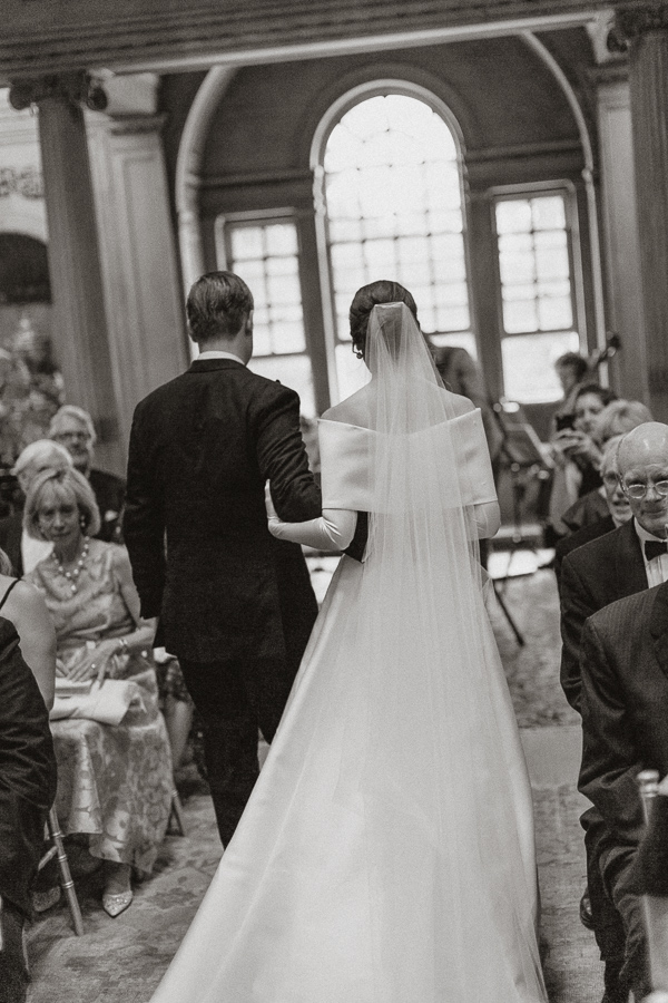 Dumfries House Wedding Photos bride and groom leaving 