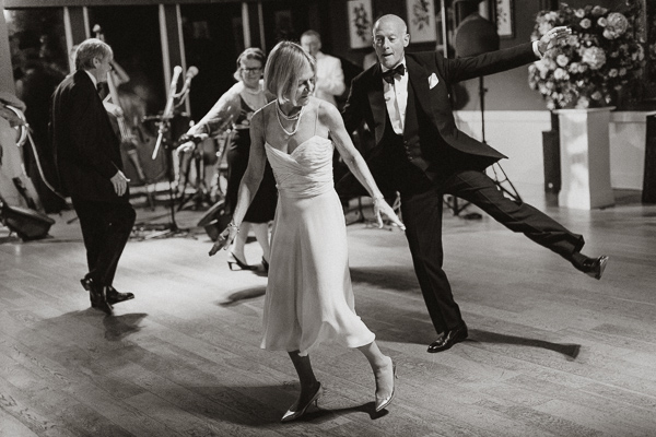 classical jazz dancing during wedding scotland