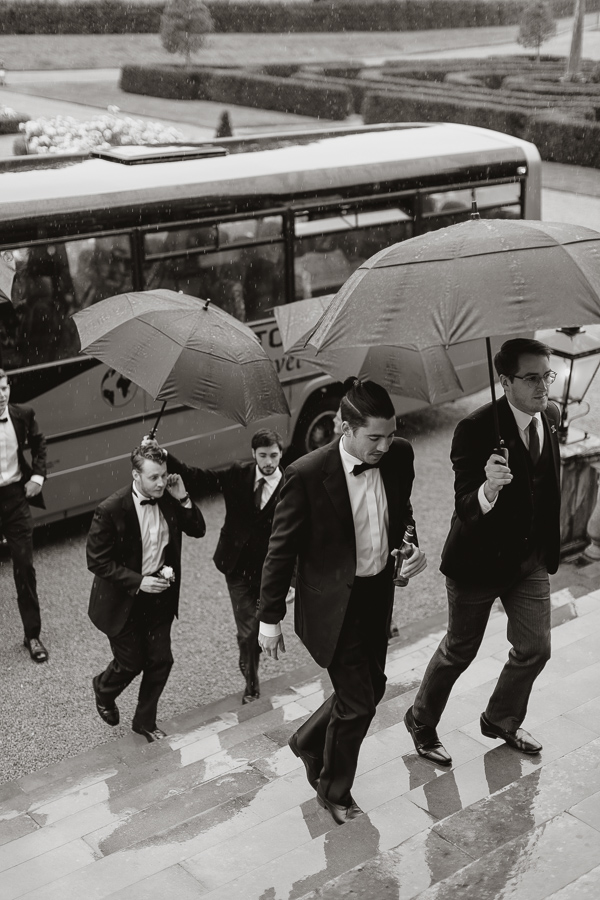 grooms party arriving in rain to Dumfries House 