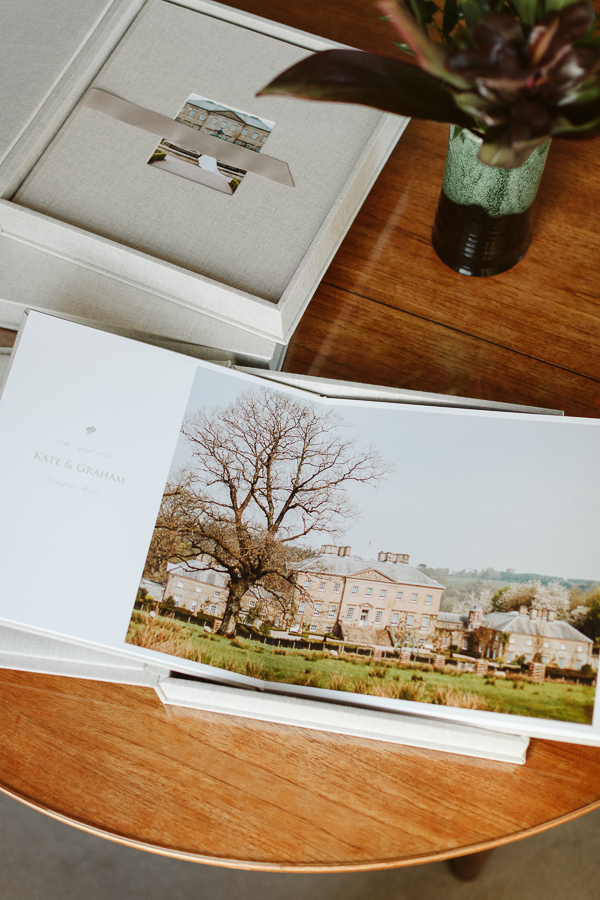 Wedding Photographer Glasgow Albums 20