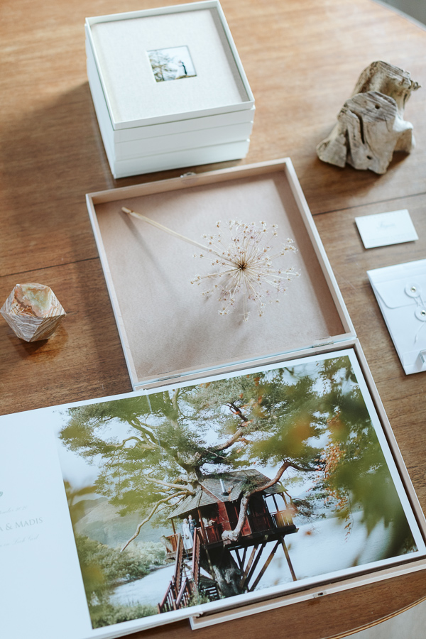 Wedding Photographer Glasgow Albums 71