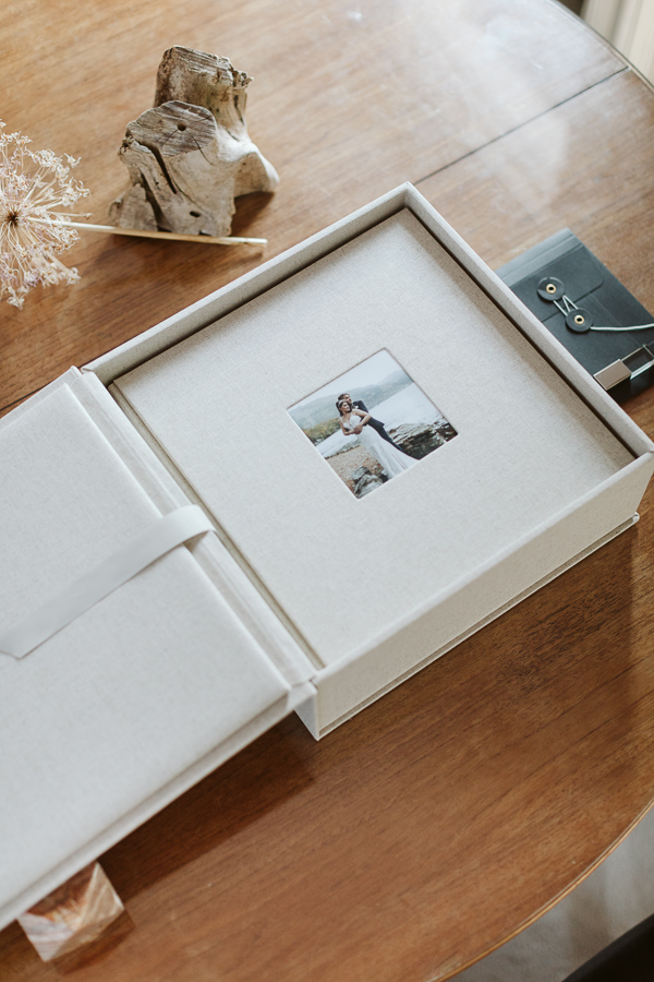 Wedding Photographer Glasgow Albums 78